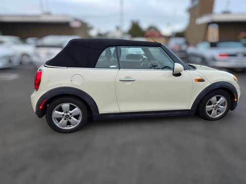 Used 2019 MINI Cooper Convertible image 12