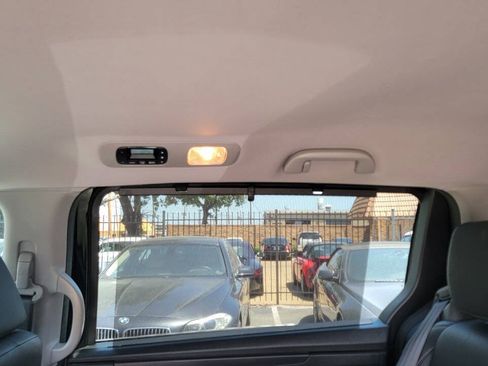 Used 2024 Honda Odyssey EX-L image 33