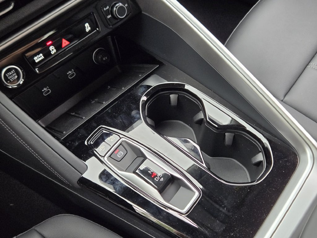 Used 2026 Audi Q5 Premium Plus w/ Premium Plus AWD/4WD image 25