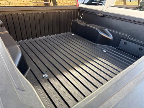 Used 2023 Toyota Tacoma SR5 w/ Technology Package image 7
