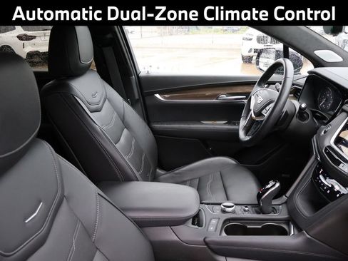 Used 2023 Cadillac XT5 Premium Luxury w/ Platinum Package AWD/4WD image 12