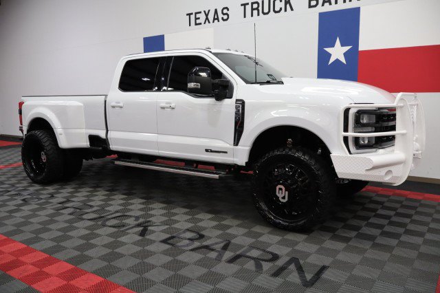 Used 2024 Ford F350 Lariat w/ FX4 Off-Road Package AWD/4WD image 19