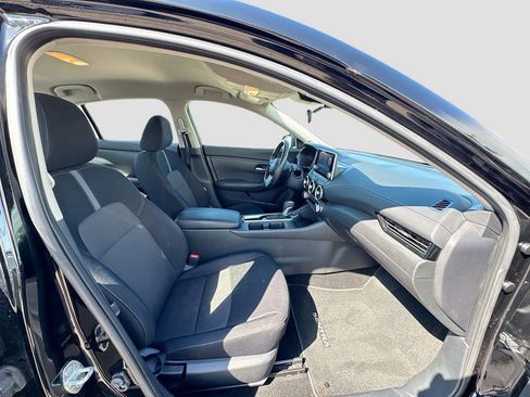 Used 2022 Nissan Sentra SV w/ Trunk Package image 22