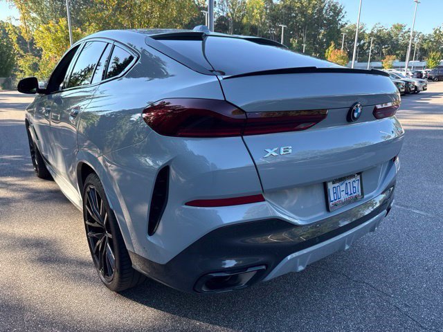 Used 2024 BMW X6 xDrive40i w/ M Sport Professional Package AWD/4WD image 15