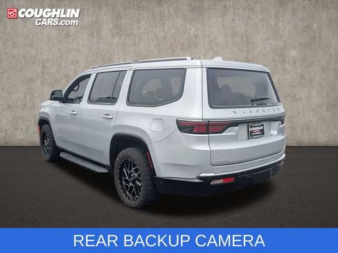 Used 2022 Jeep Wagoneer Series II w/ Convenience Group I AWD/4WD image 6