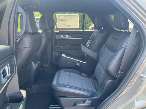 New 2026 Ford Explorer ST-Line AWD/4WD image 14