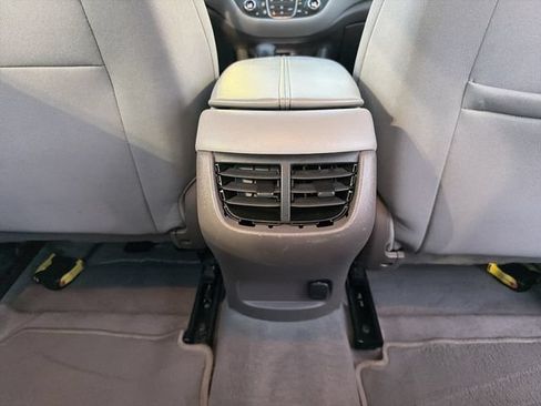 Used 2024 Chevrolet Malibu LT FWD image 17