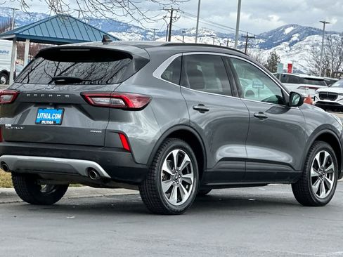 Certified 2025 Ford Escape Platinum image 2