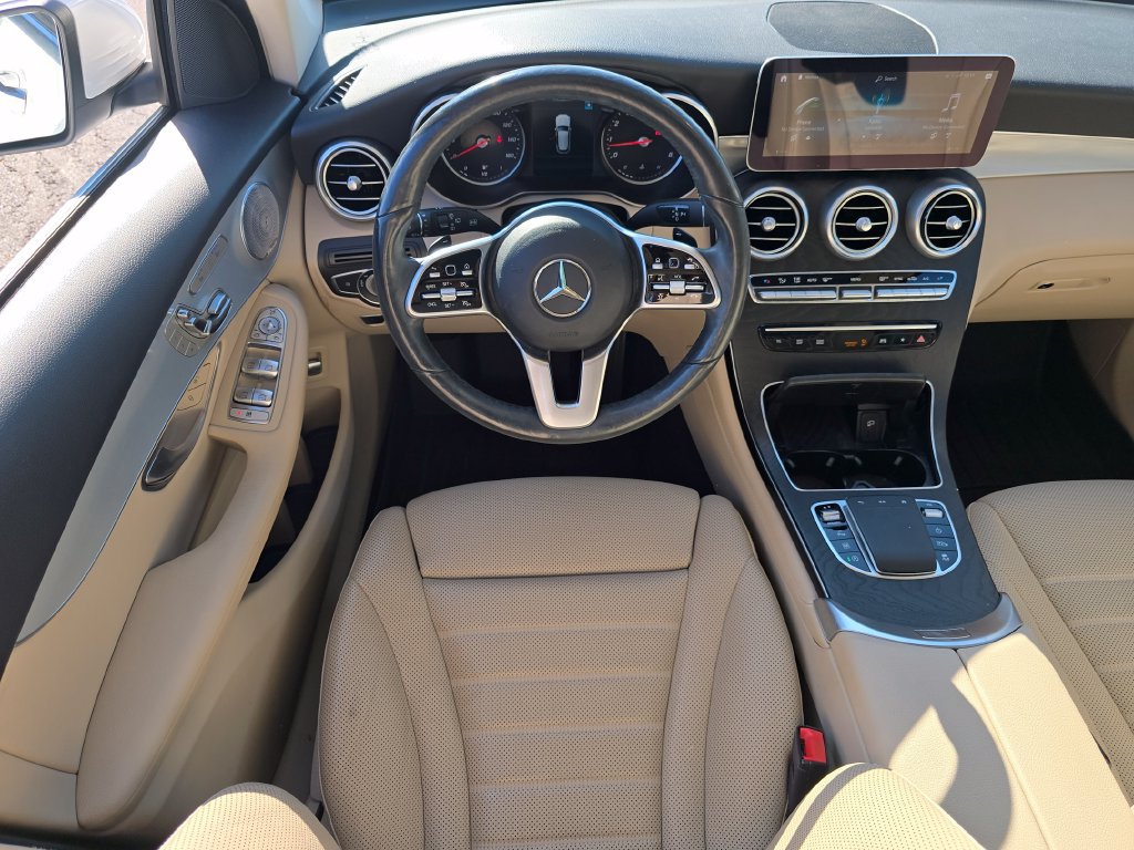 Used 2020 Mercedes-Benz GLC 300 4MATIC image 25