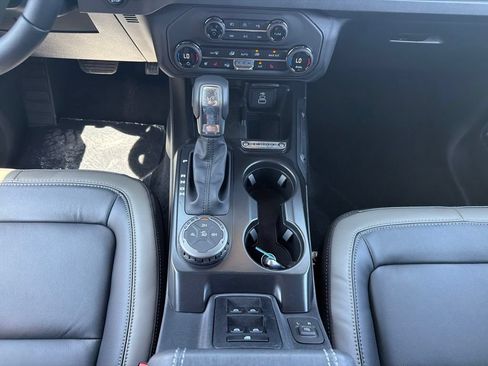 New 2026 Ford Bronco Outer Banks AWD/4WD image 16