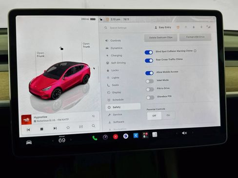 Used 2023 Tesla Model Y Long Range AWD/4WD image 48