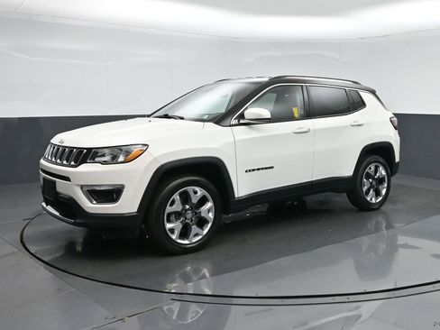 Used 2020 Jeep Compass Limited image 3