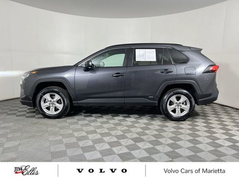 Used 2019 Toyota RAV4 LE image 5