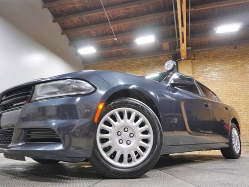 Used 2019 Dodge Charger Police image 3