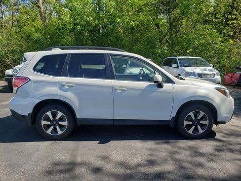 Used 2018 Subaru Forester 2.5i Limited w/ Popular Package #2 AWD/4WD image 2