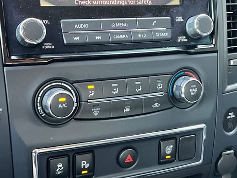 Certified 2023 Nissan Titan SV image 22