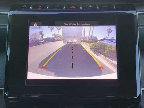 Certified 2023 Jeep Grand Cherokee Laredo image 24