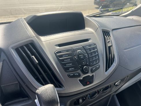 Used 2019 Ford Transit 150 130 Low Roof RWD image 17