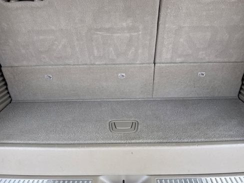 Used 2020 GMC Yukon SLT w/ Open Road Package image 18