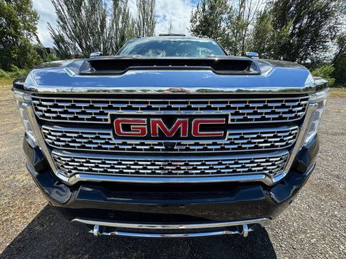 Used 2022 GMC Sierra 3500 Denali w/ Denali Black Diamond Edition AWD/4WD image 51