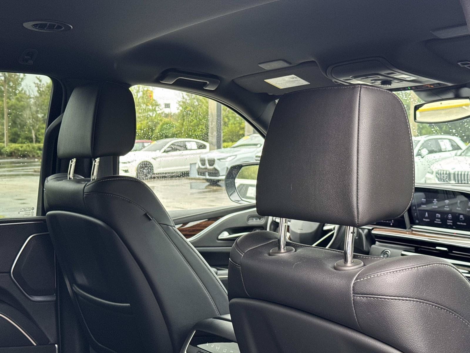 Used 2023 Cadillac Escalade Luxury RWD image 27
