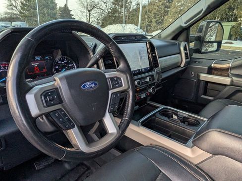 Used 2022 Ford F250 Lariat w/ Black Appearance Package image 30