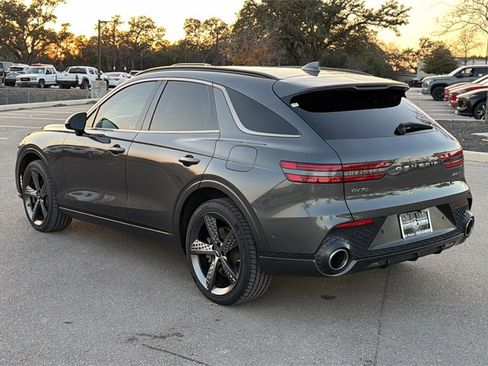 Used 2022 Genesis GV70 3.5T Sport w/ Sport Prestige Package image 2