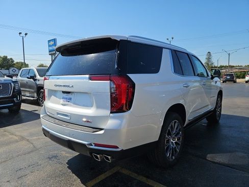New 2025 GMC Yukon Denali w/ Denali Reserve Package image 10