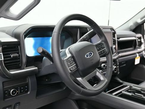 New 2026 Ford F250 Lariat w/ Black Appearance Package AWD/4WD image 16
