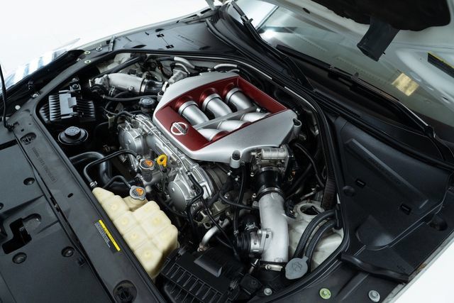 Used 2015 Nissan GT-R Black Edition AWD/4WD image 36
