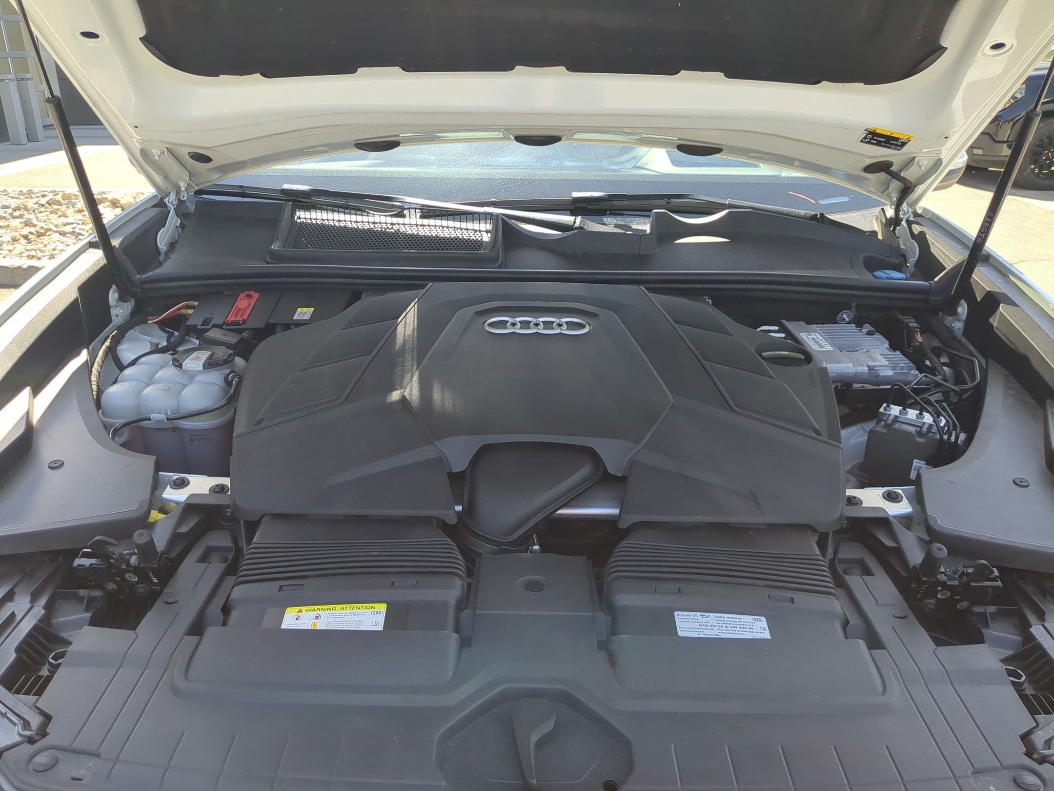 Used 2021 Audi Q8 Prestige AWD/4WD image 37