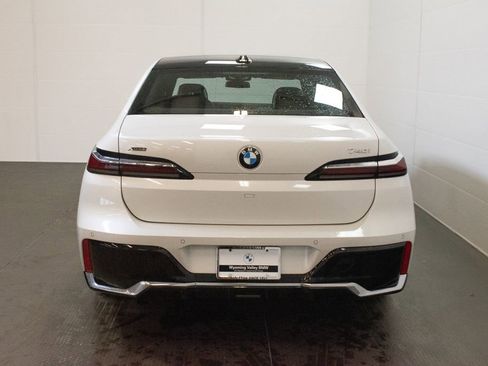 Certified 2026 BMW 740i xDrive AWD/4WD image 5