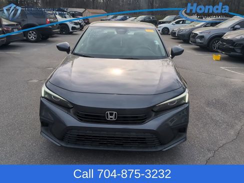 Used 2023 Honda Civic LX image 2