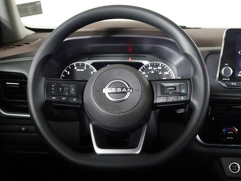 Used 2022 Nissan Rogue SV AWD/4WD image 31