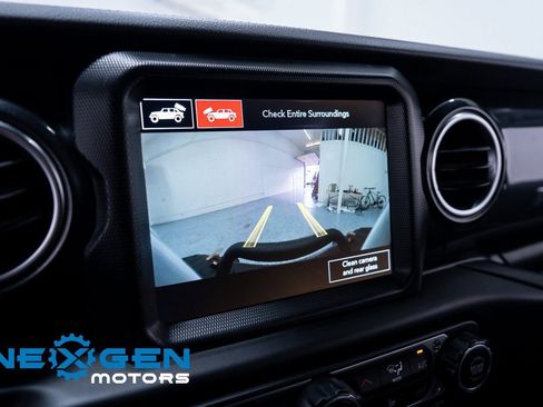 Used 2023 Jeep Wrangler Unlimited Rubicon 392 w/ Xtreme Recon 35" Tire Package image 30