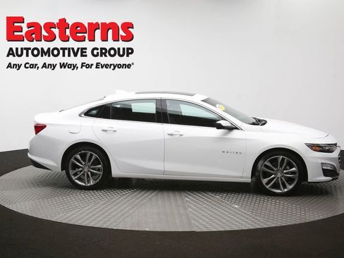 Used 2023 Chevrolet Malibu LT FWD image 47