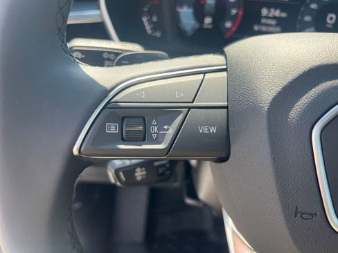 New 2025 Audi Q3 2.0T Premium image 17
