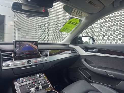 Used 2013 Audi A8 3.0T w/ Convenience Pkg AWD/4WD image 29