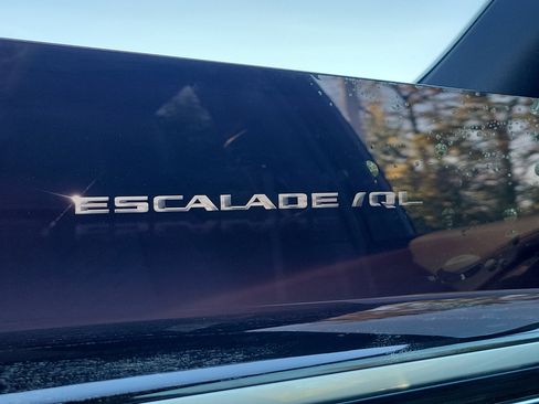New 2026 Cadillac Escalade IQL Sport 1 image 31