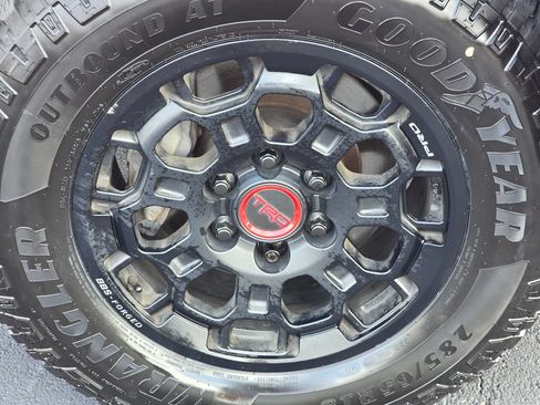 Used 2023 Toyota Tundra TRD Pro AWD/4WD image 10