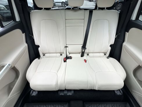 New 2026 Mercedes-Benz GLB 250 4MATIC image 15
