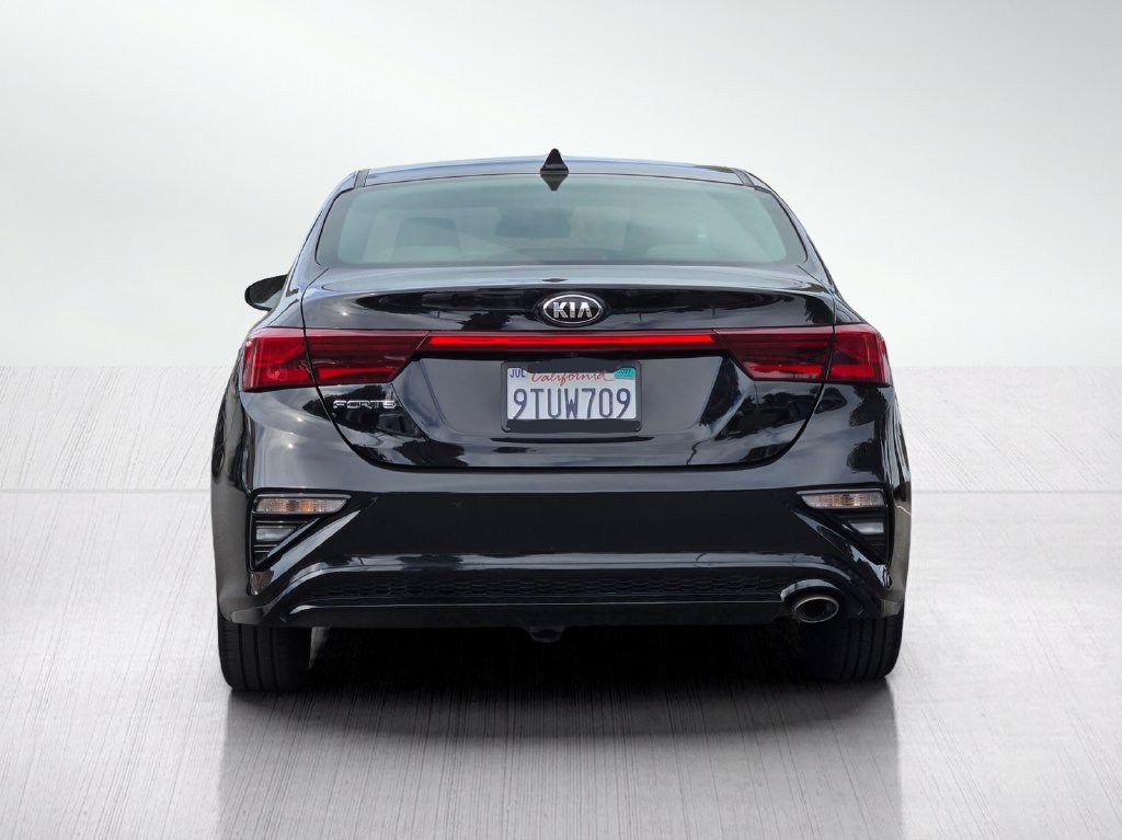 Used 2020 Kia Forte LXS FWD image 6