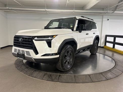 Used 2024 Lexus GX 550 AWD/4WD image 4