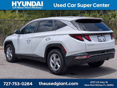 Used 2024 Hyundai Tucson SE FWD image 3