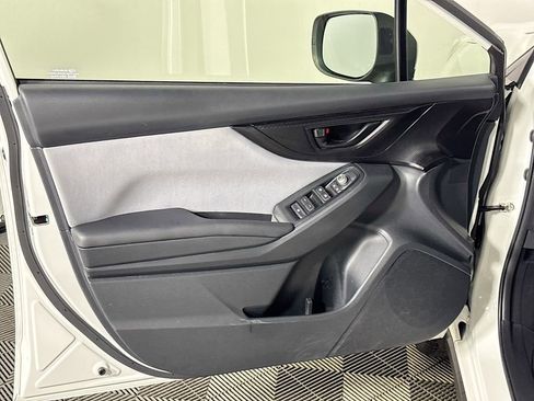 Certified 2022 Subaru Crosstrek 2.0i Premium w/ Moonroof Package image 11