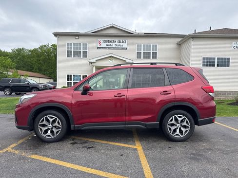 Used 2020 Subaru Forester Premium w/ Popular Package #1 AWD/4WD image 1