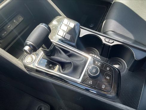 Used 2023 Kia Sportage EX image 16