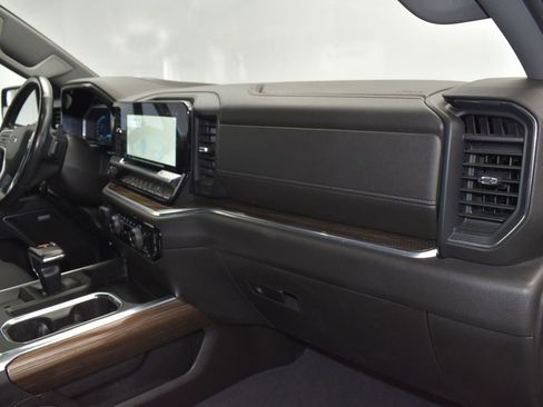 Used 2022 Chevrolet Silverado 1500 RST w/ Convenience Package II image 24