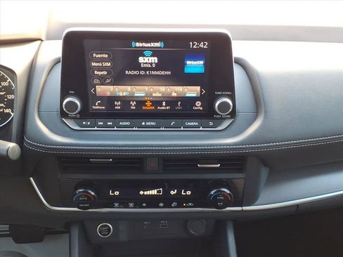 Certified 2023 Nissan Rogue SV image 25