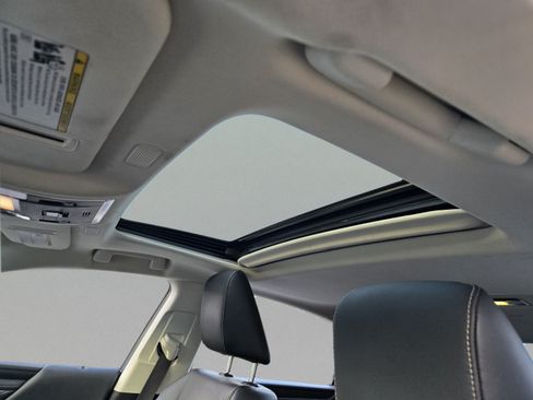 Certified 2024 Lexus ES 350 w/ Premium Package FWD image 13